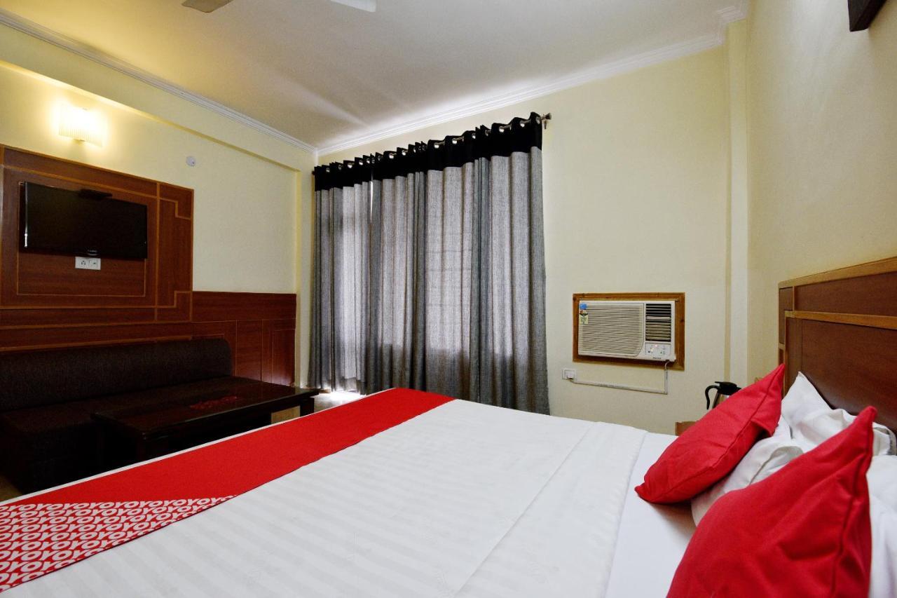Capital O 4747 Imperial Hotel Katra Катра Экстерьер фото