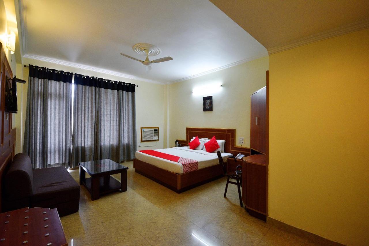 Capital O 4747 Imperial Hotel Katra Катра Экстерьер фото